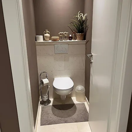 Barrierefreie Schoene Im Eg Apartment